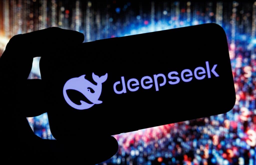 شركة DeepSeek تطلق نسخة محسّنة من نموذج V3 لمنافسة عمالقة الذكاء الاصطناعي