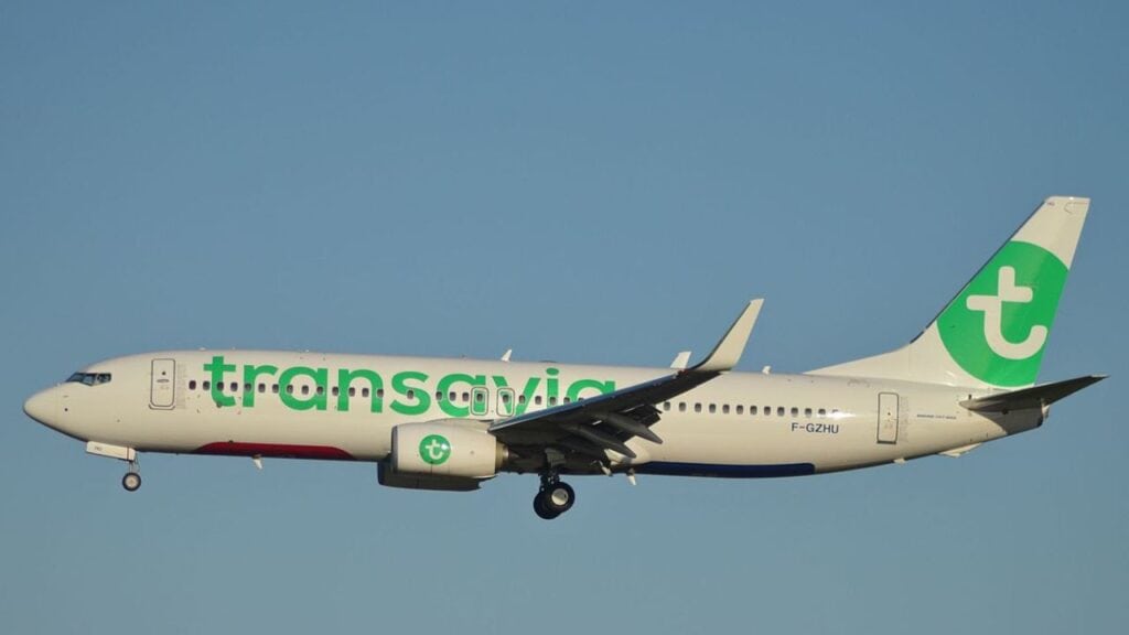 خط جوي جديد يربط أكادير بأمستردام مباشرة