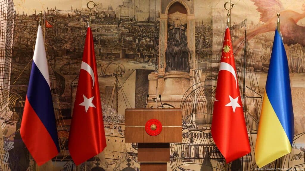 بريطانيا تدعو لتقوية الناتو بعد تجاهل بوتين لمفاوضات السلام