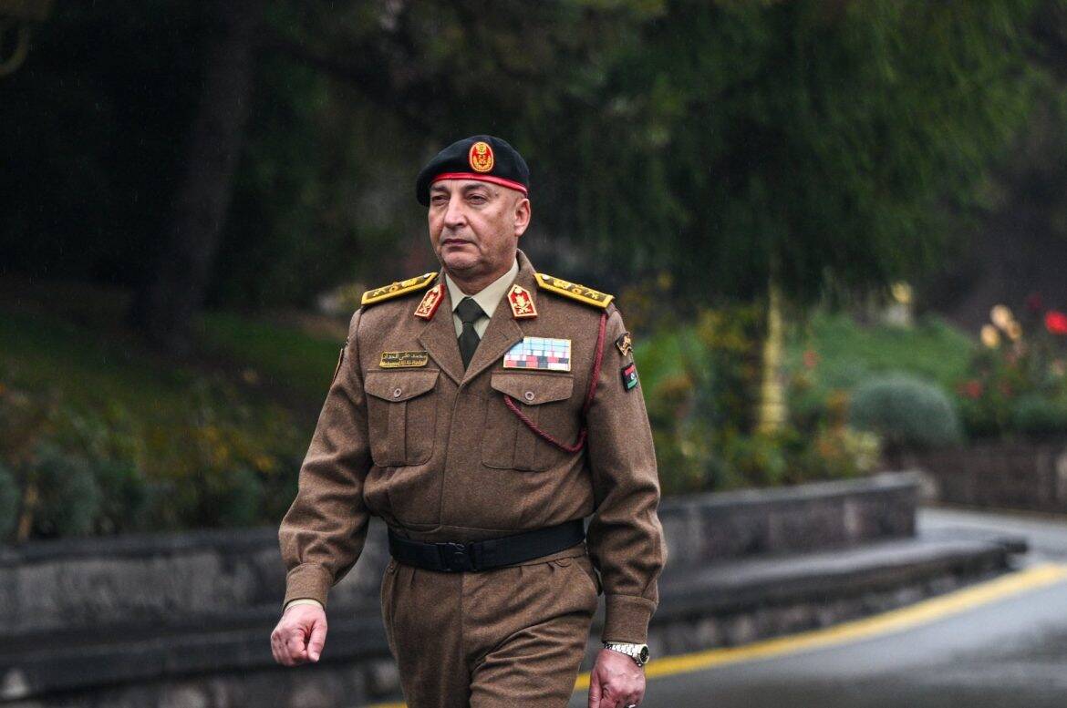 مصرع رئيس أركان الجيش الليبي في تحطم طائرة بتركيا