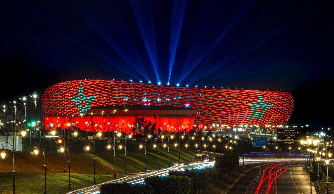 ملاعب المغرب تتحدى الأمطار في كان 2025