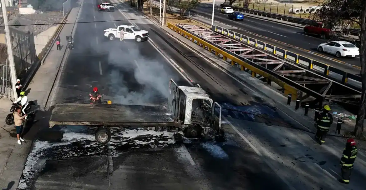 مقتل "إل مينشو" يُشعل المكسيك.. حرائق وإغلاق طرق في 6 ولايات